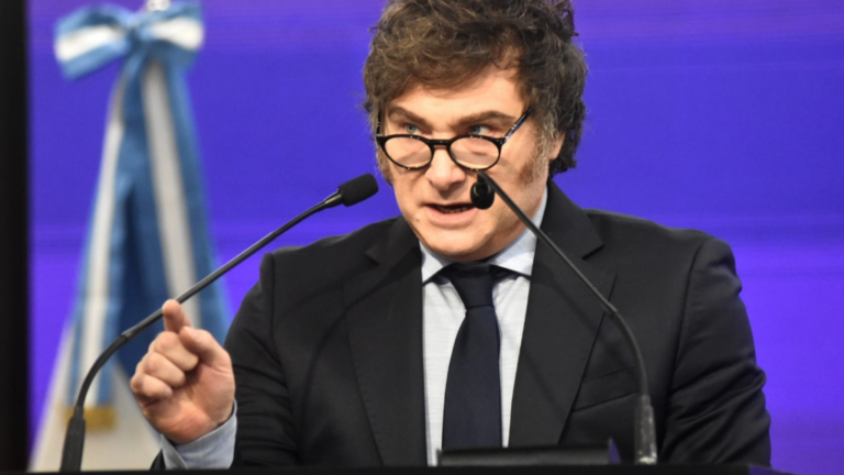 Ataque a Javier Milei en Lomas de Zamora: el Gobierno presentó una denuncia penal