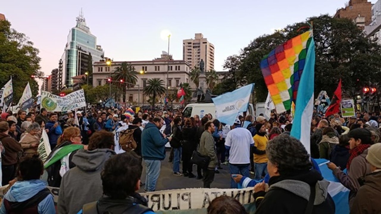 Una multitud se movilizó en Córdoba en rechazo a la frustrada Ley de Tierras
